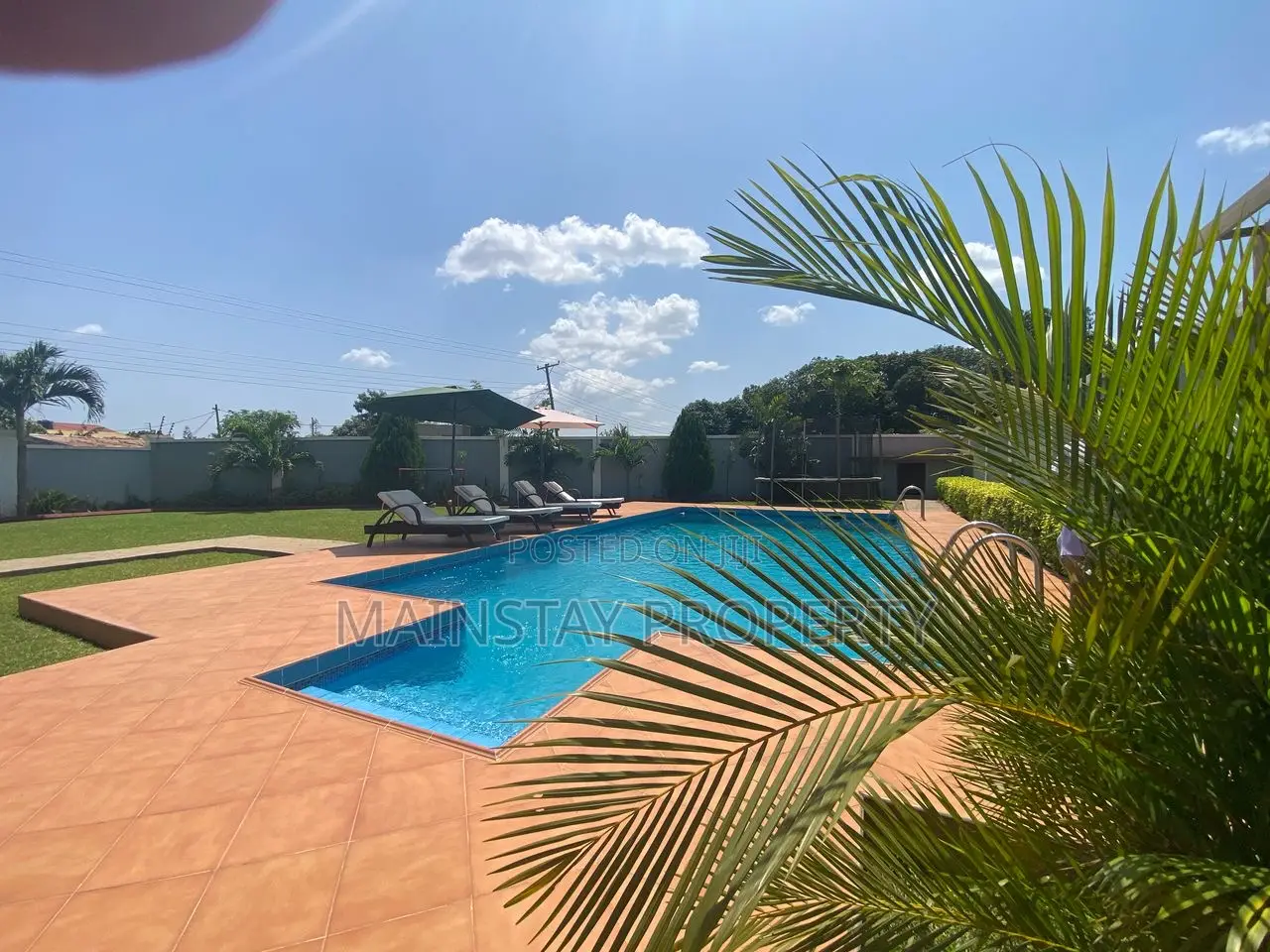 7bdrm House in Mainstay Estates, Oyarifa for sale
