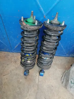 Nissan Pathfinder 2012 Front Shocks Absorbers