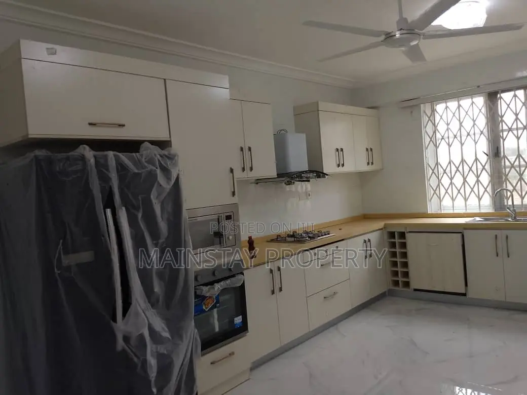 3bdrm Apartment in Mainstay Estates, East Legon for rent