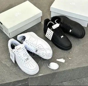 Black’S Sneakers