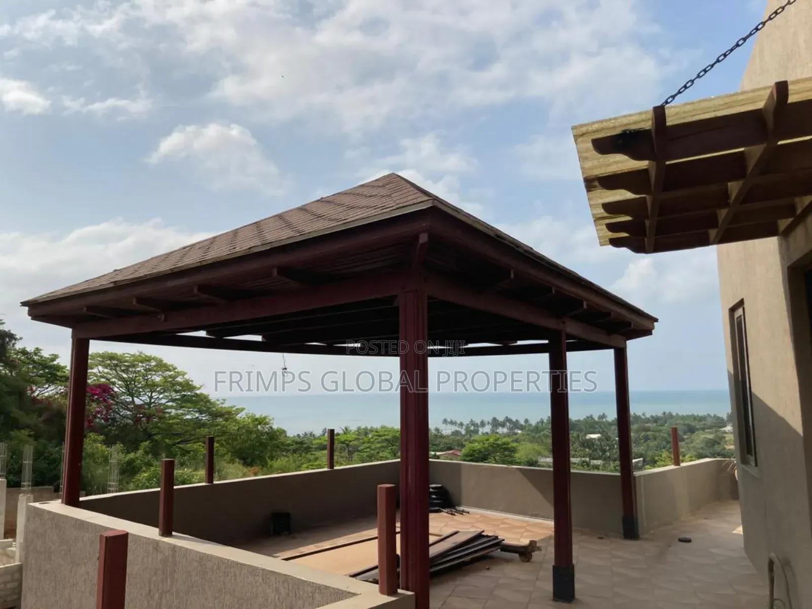 5bdrm House in Weija for sale
