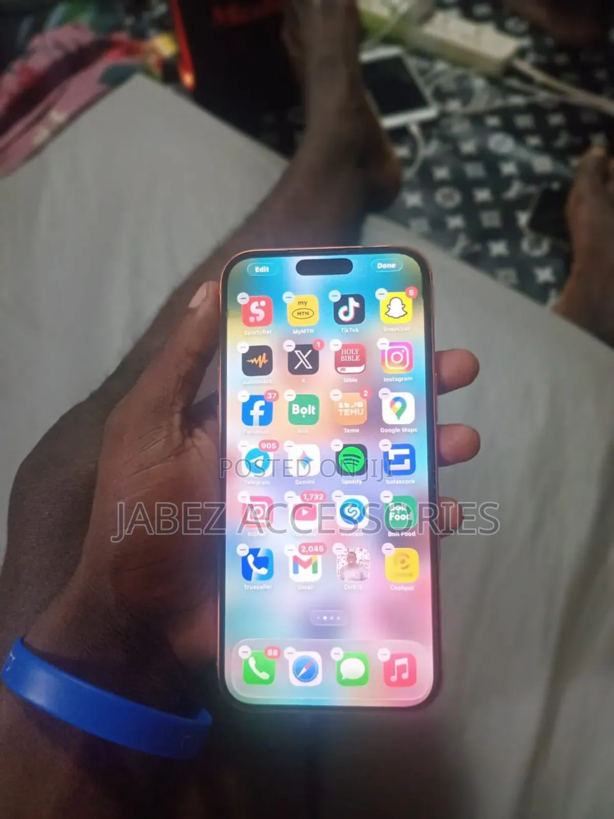 Apple iPhone 17 Pro Max 1 TB Gold