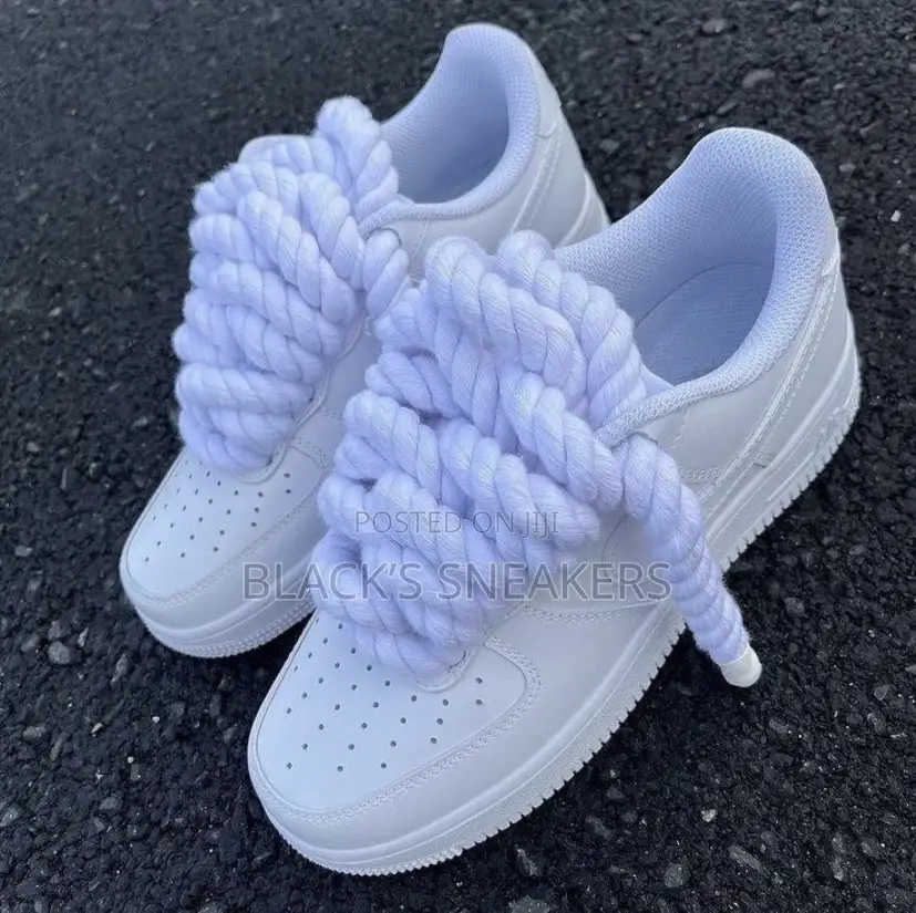 Black’S Sneakers
