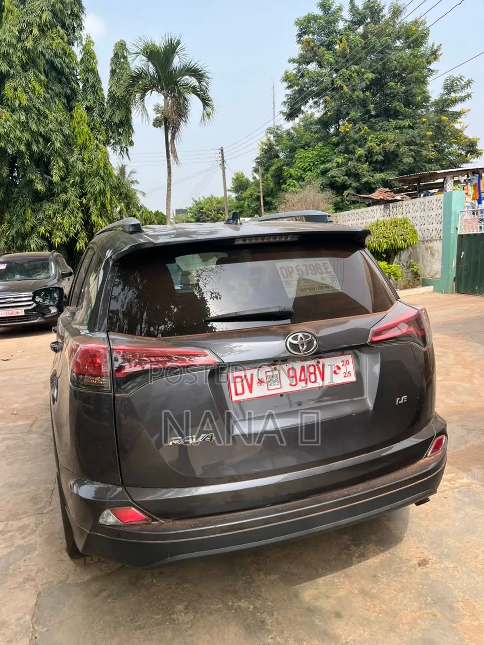 Toyota RAV4 XLE 4dr SUV AWD (2.5L 4cyl 6A) 2018 Black