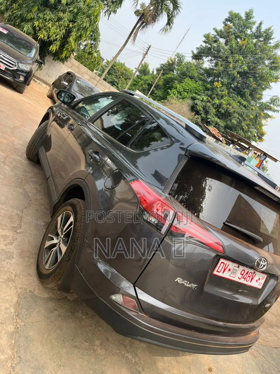 Toyota RAV4 XLE 4dr SUV AWD (2.5L 4cyl 6A) 2018 Black