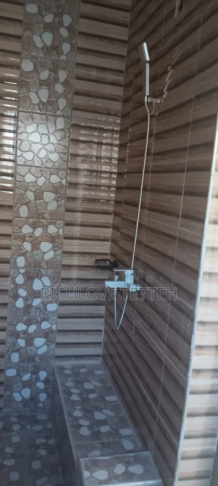 2bdrm Apartment in New Aplaku, Old Barrier for rent