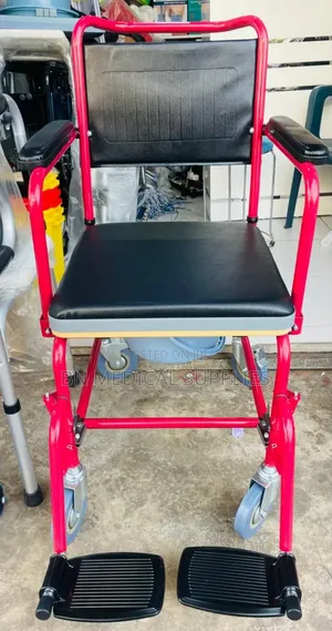 Commode Wheelchair With Wheel