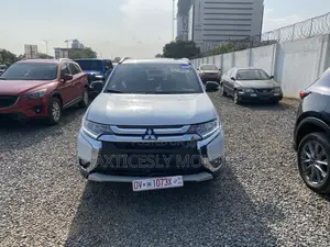 Mitsubishi Outlander 2.4 PHEV AWD 2018 White