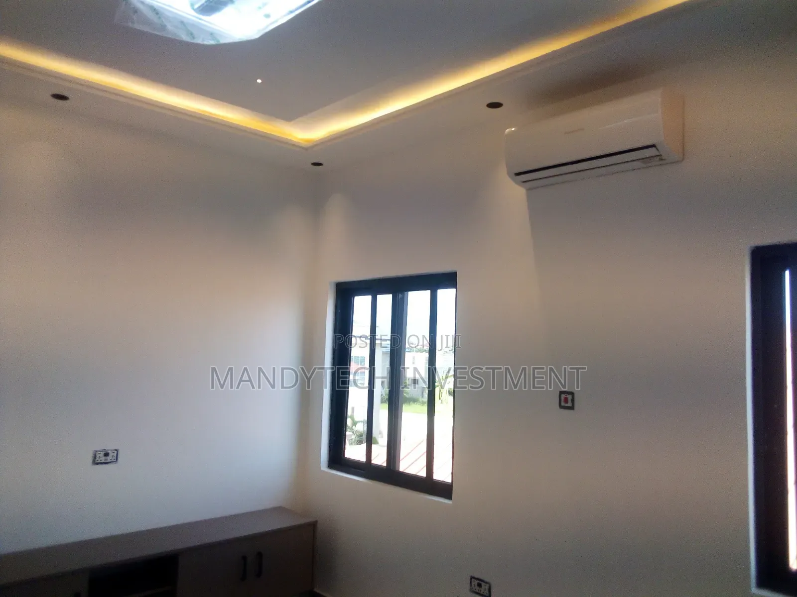 4bdrm House in Lake Side Estate for sale