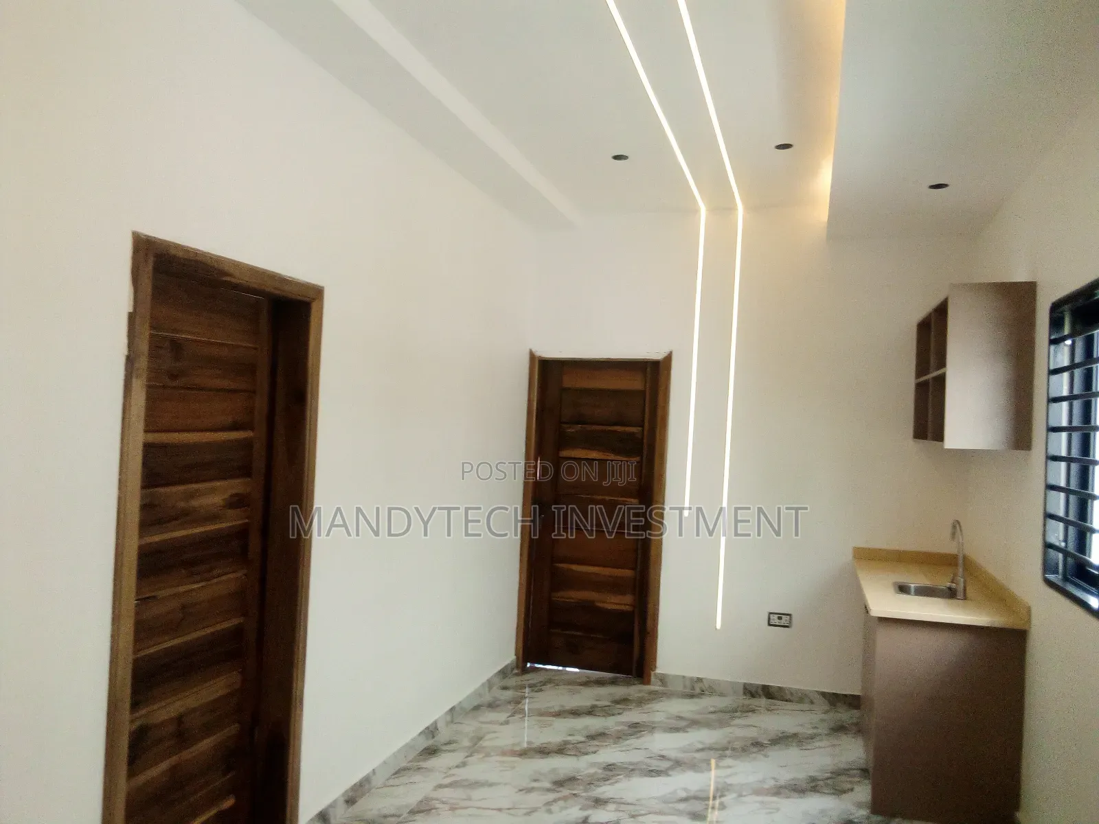4bdrm House in Lake Side Estate for sale