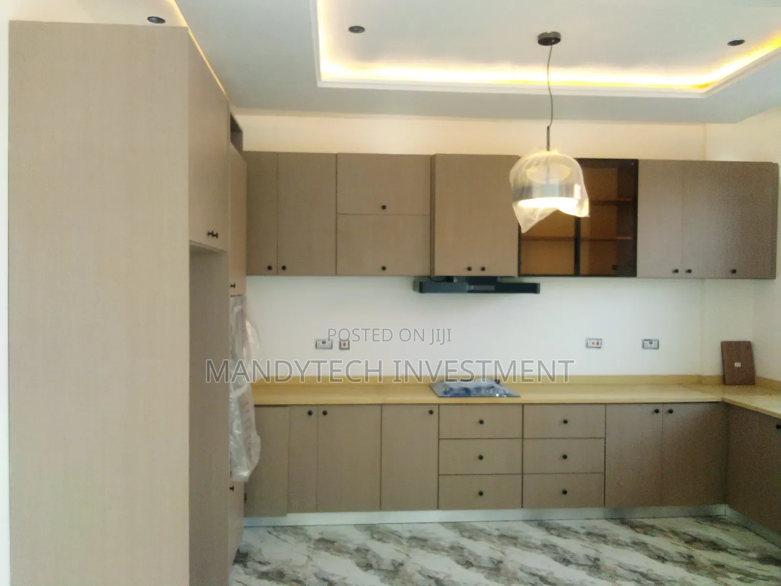 4bdrm House in Lake Side Estate for sale