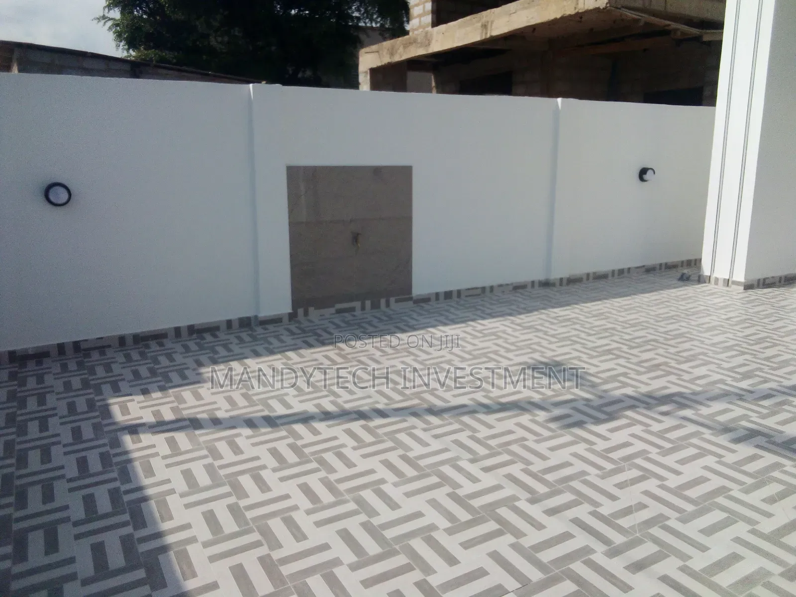 4bdrm House in Lake Side Estate for sale