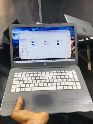 Laptop HP Stream 14 4GB Intel Celeron SSD 32GB