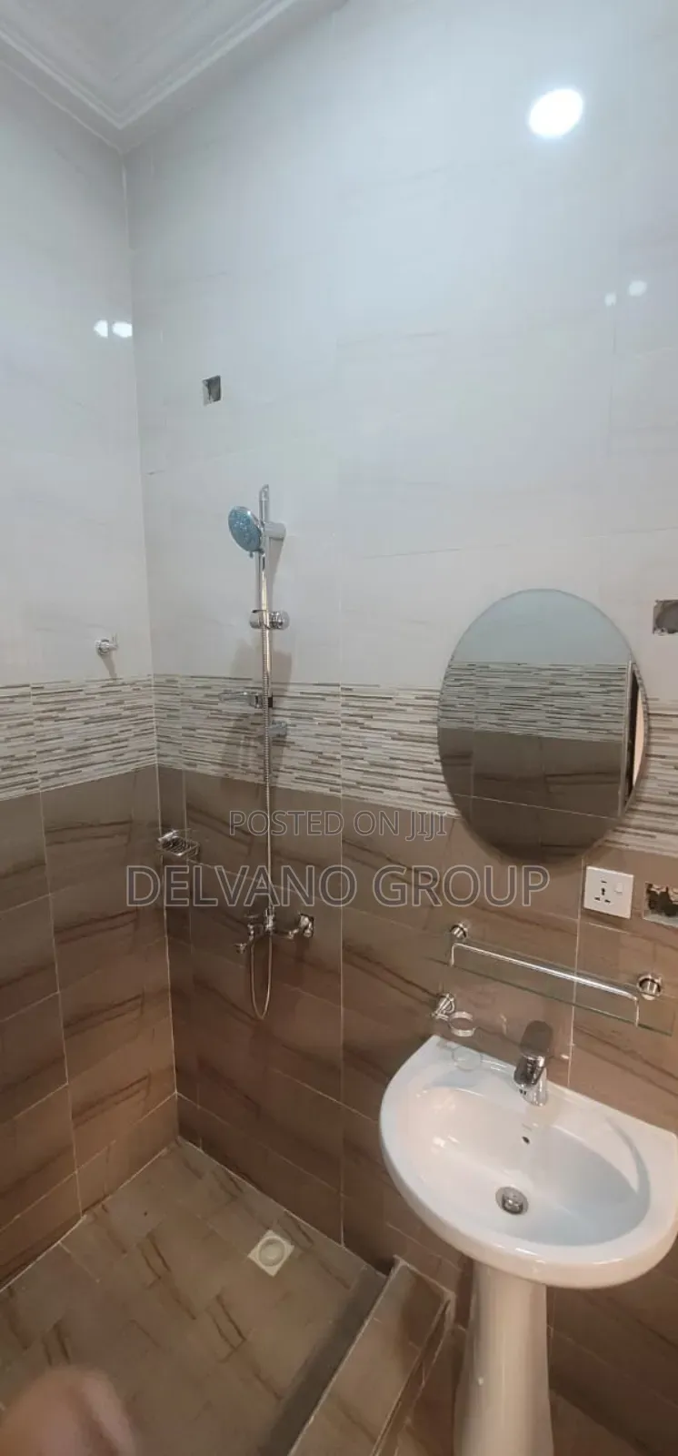 4bdrm House in Dzorwulu for rent