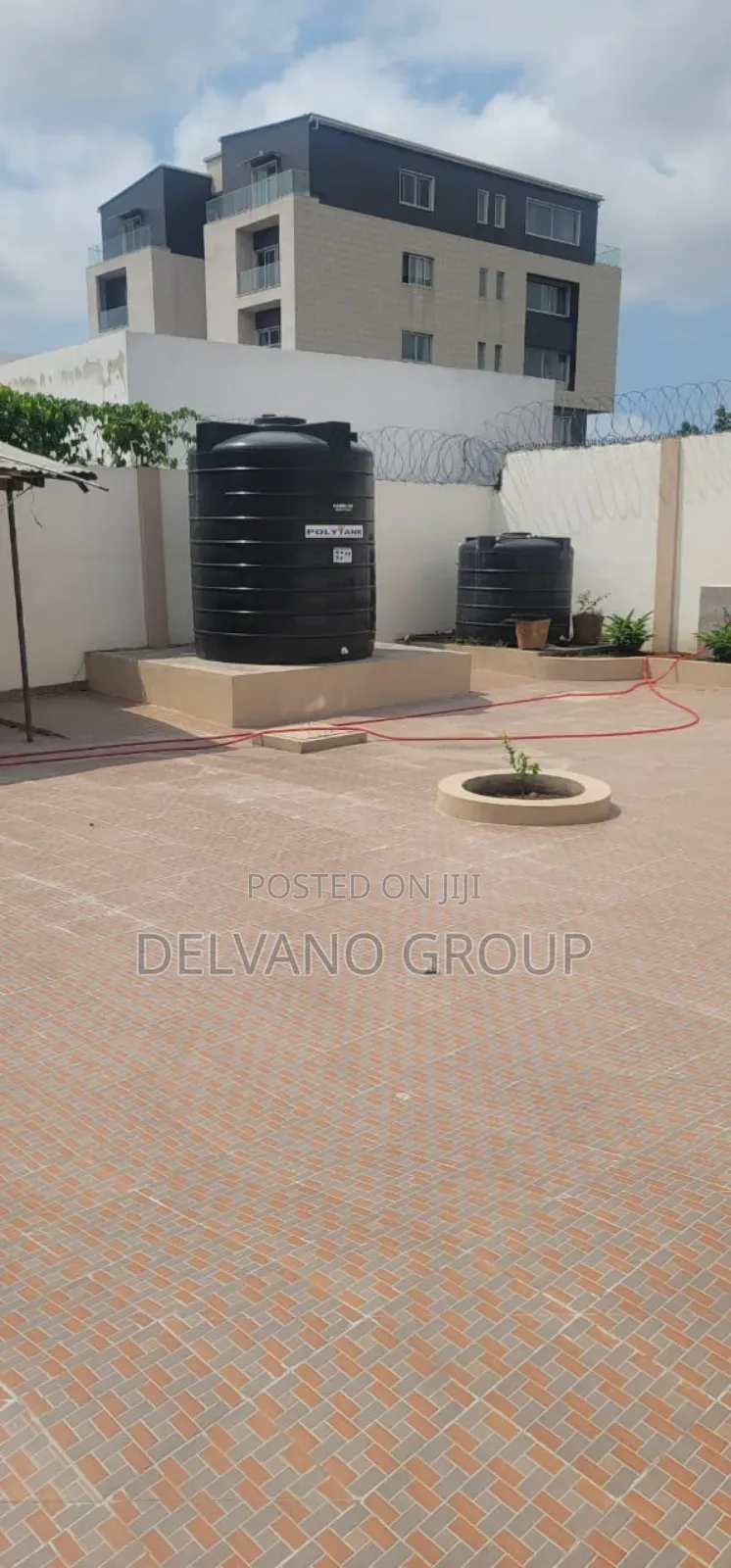 4bdrm House in Dzorwulu for rent