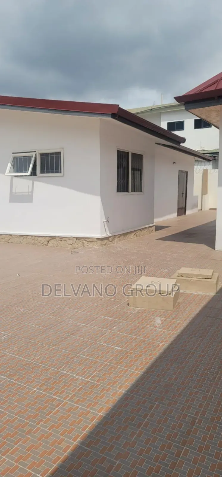 4bdrm House in Dzorwulu for rent