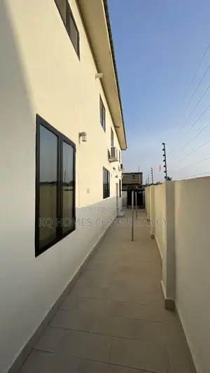 4bdrm House in Hydroform Estate, Spintex for sale