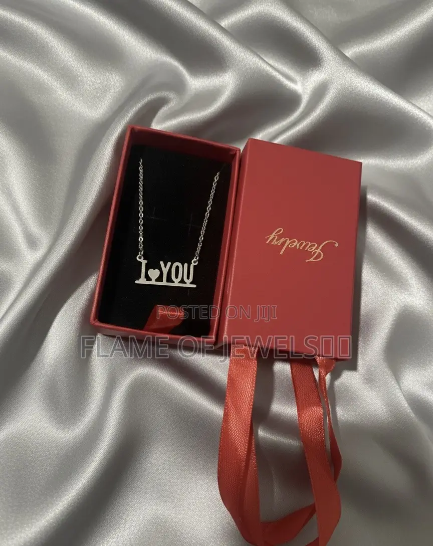 Ladies Necklace