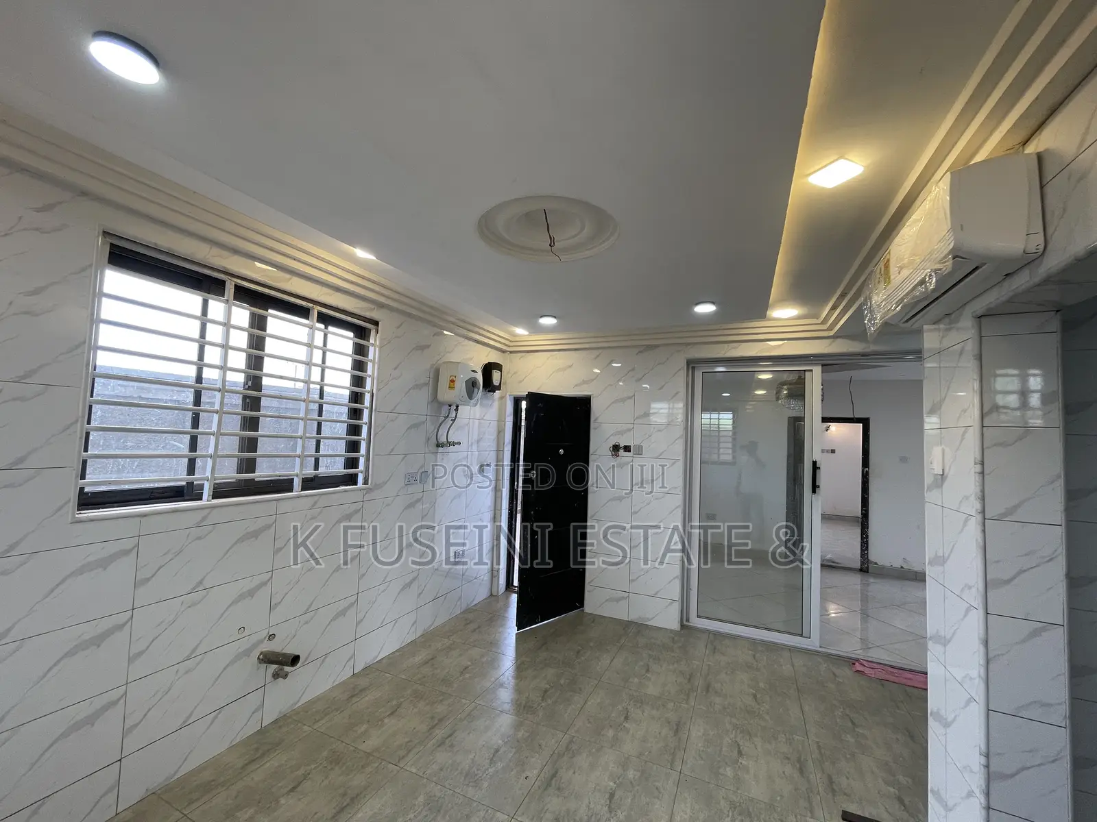 6bdrm Mansion in K Fuseini Estate, Kumasi Metropolitan for sale