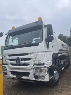 Sinotruk 6x4 Water Tanker Cif to Tema Port (With Shipment)