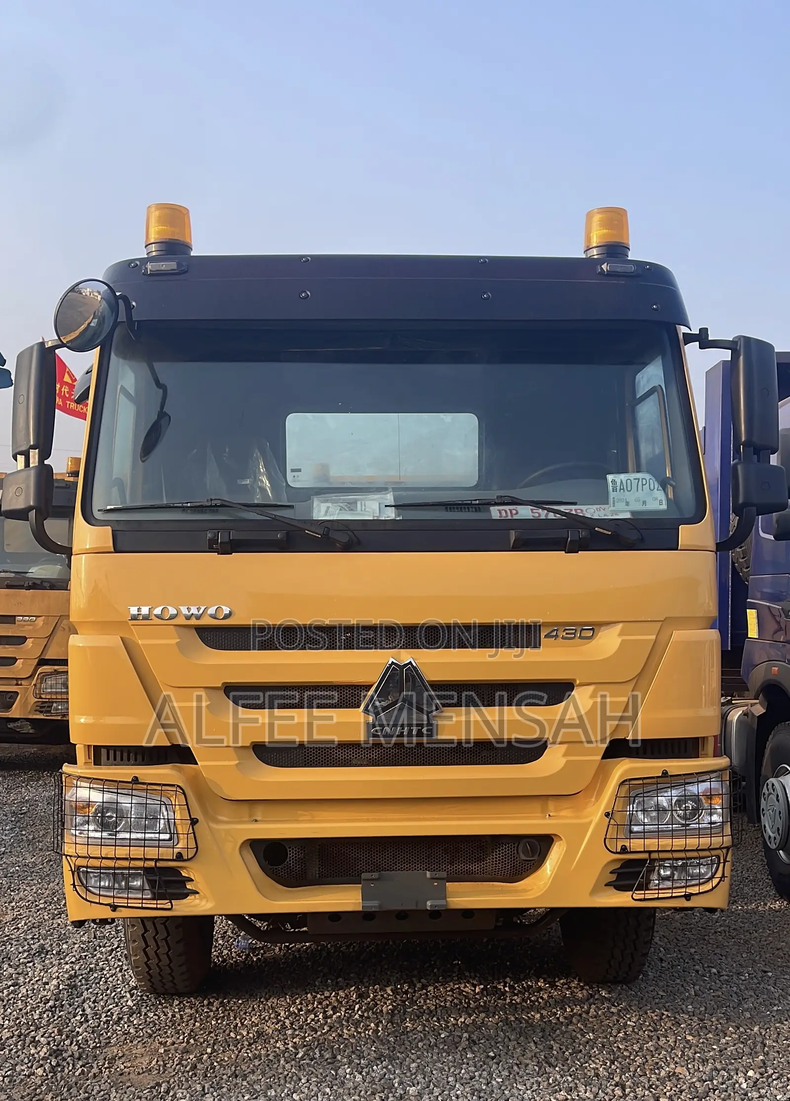 Sinotruk Howo Trailer Head 430hp Cif to Tema Port ( With Shipment )