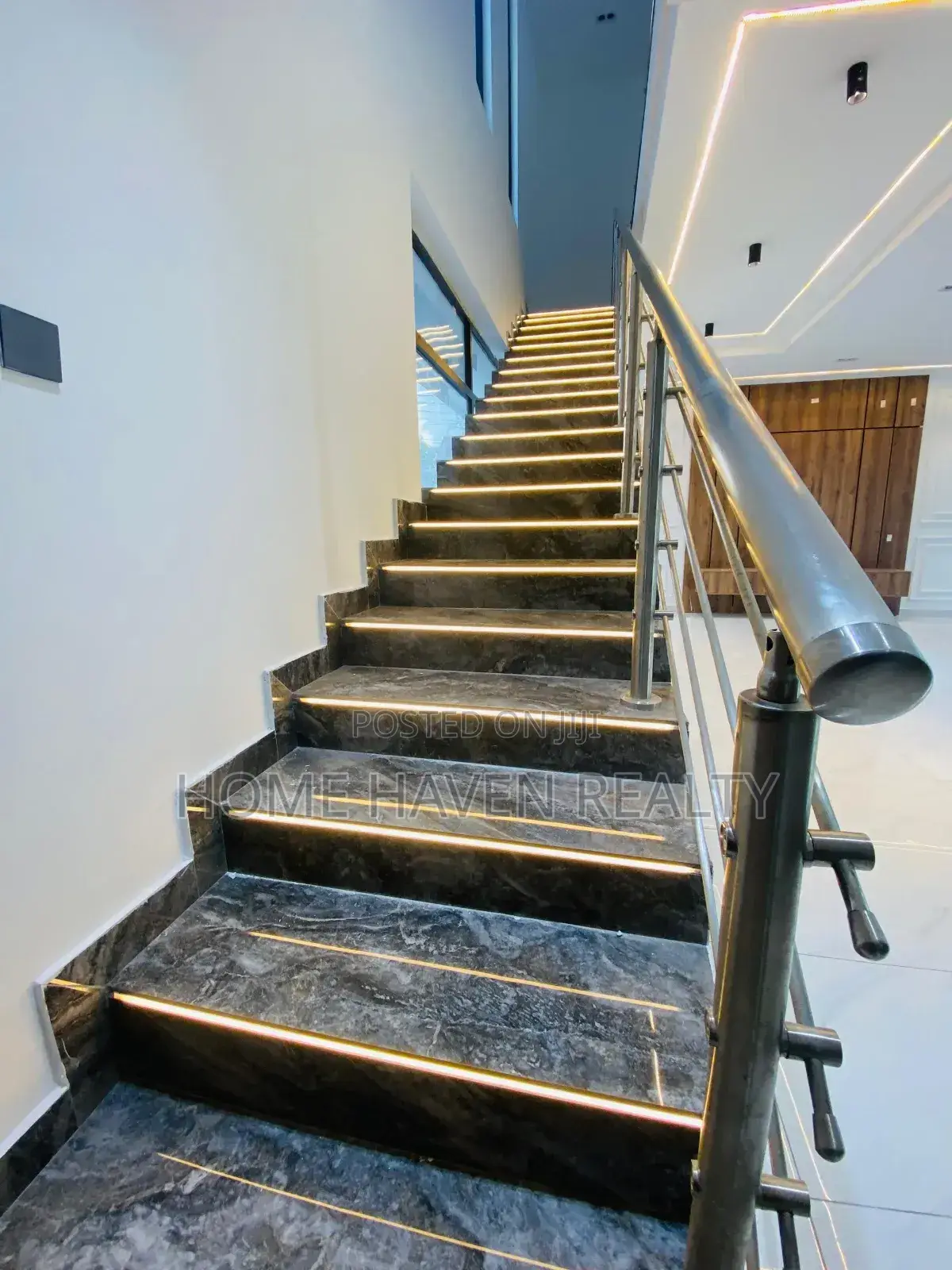 4bdrm House in Oyarifa for sale