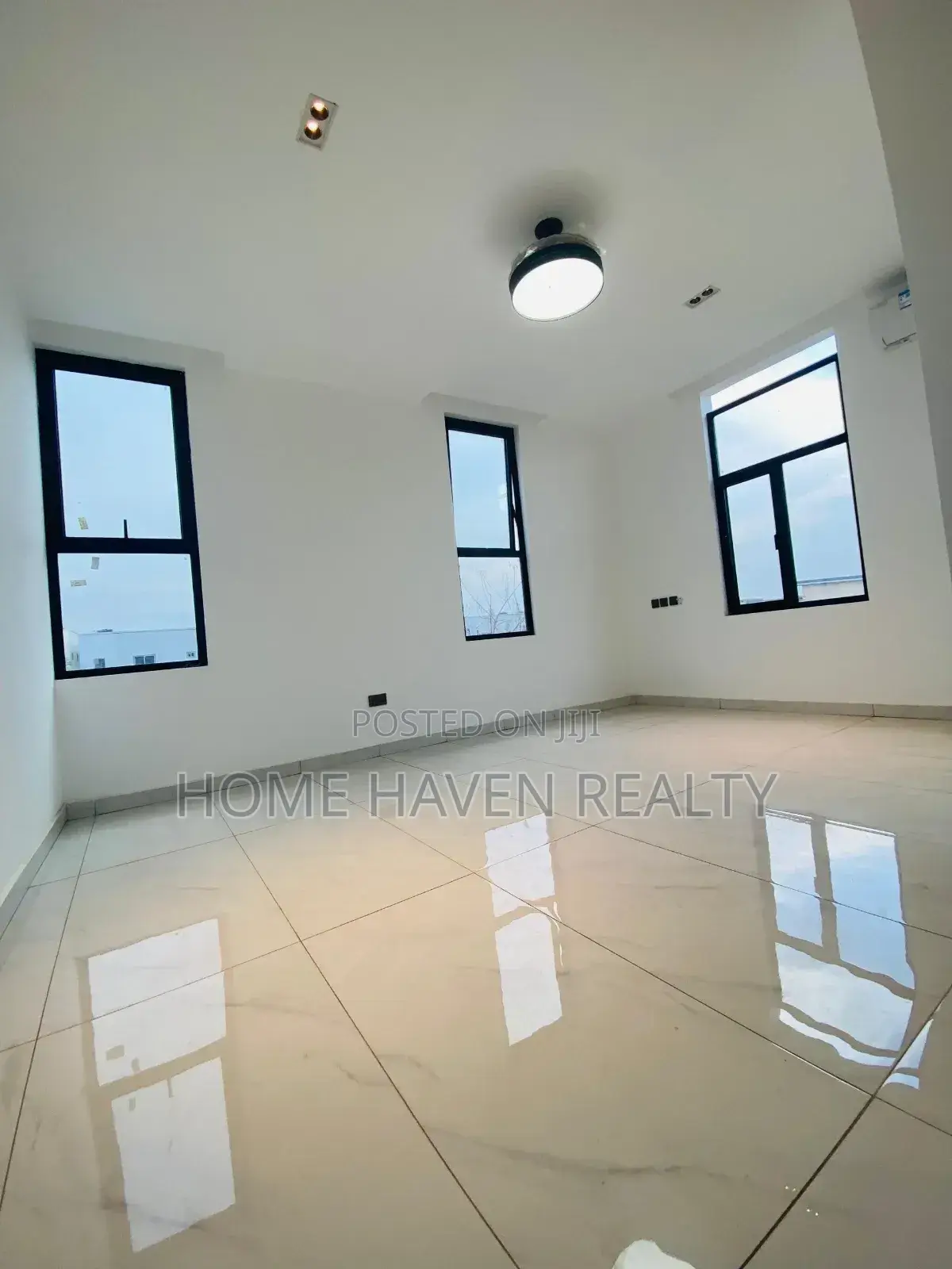 4bdrm House in Oyarifa for sale