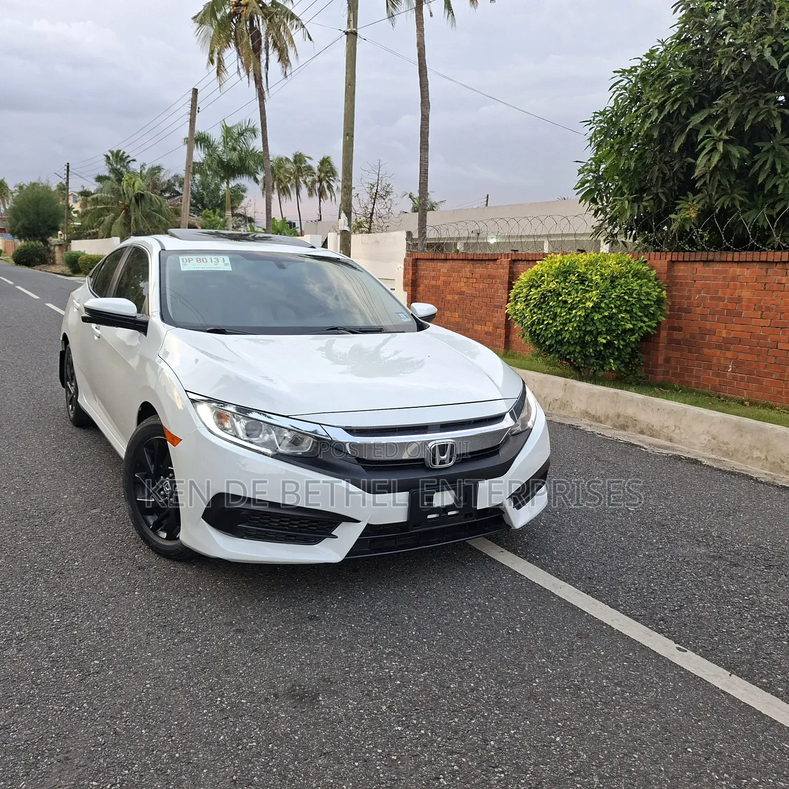 Honda Civic EX 4dr Sedan (2.0L 4cyl) 2017 White