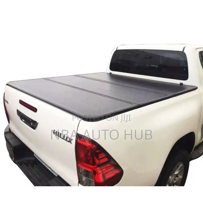 Toyota Hilux Bucket Cover (Tri-Fold Hard) Revo
