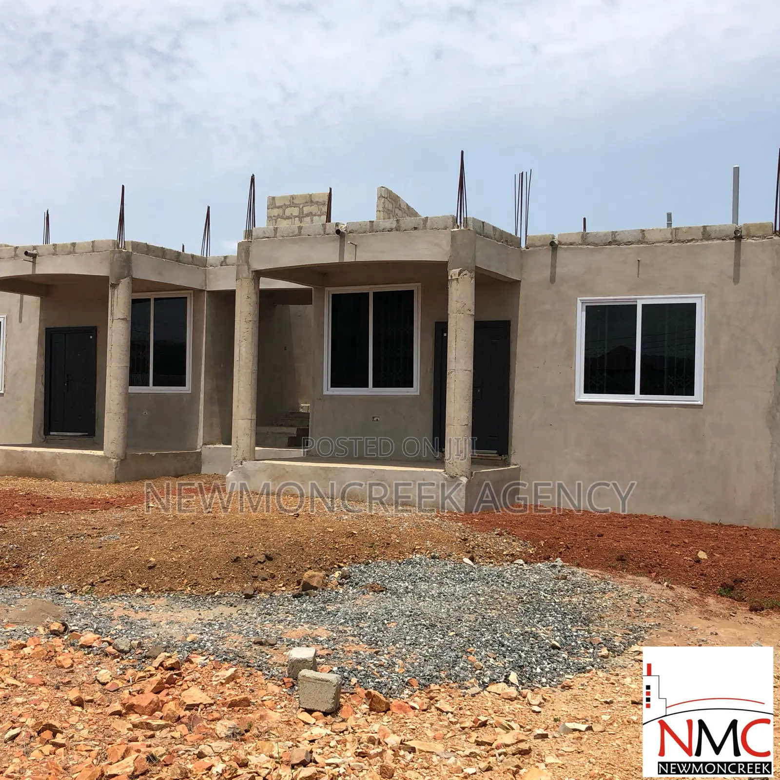 12bdrm Block of Flats in Adenta.Amrahia.Baron for sale