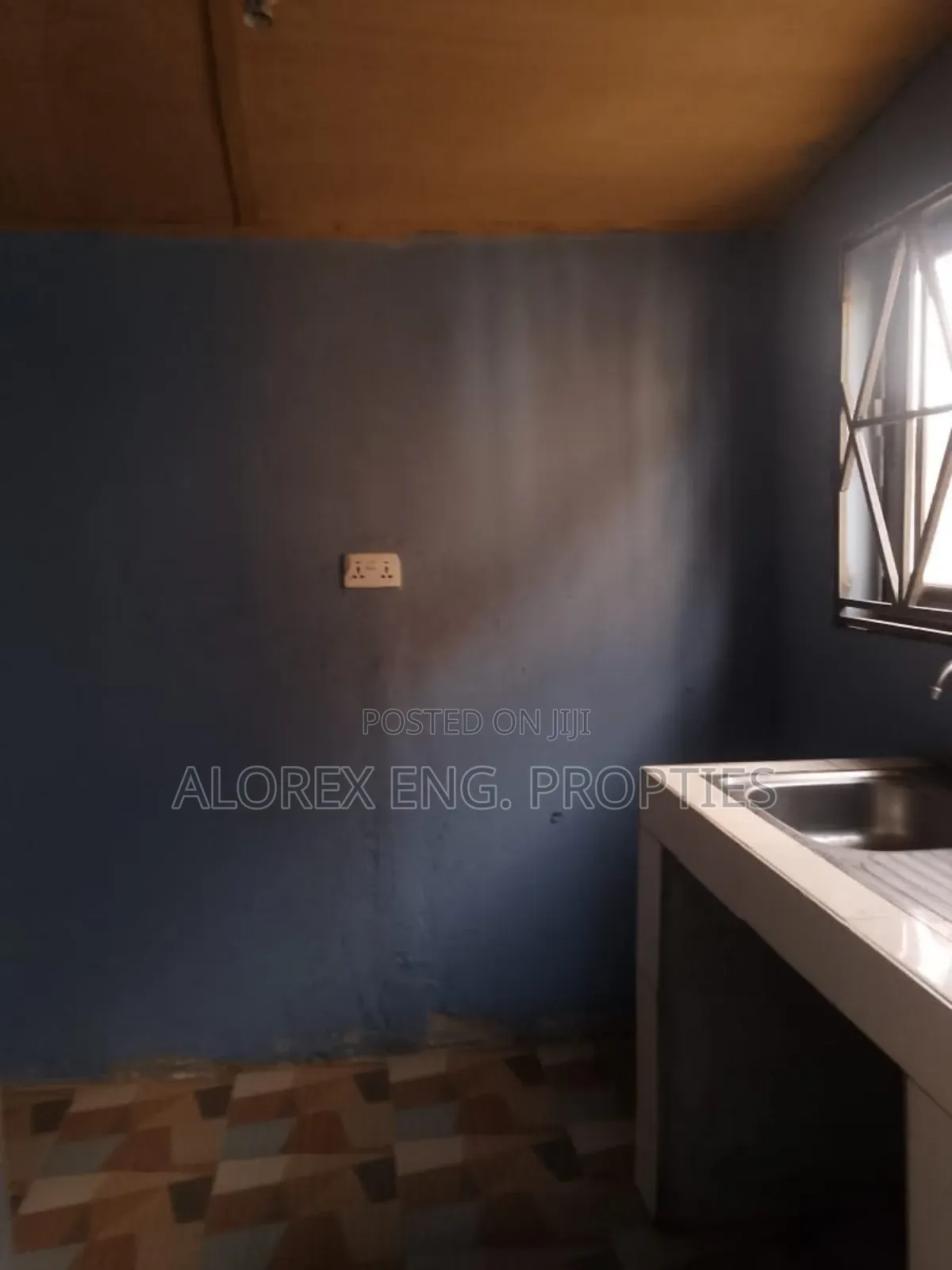 1bdrm Apartment in Adenta Rowi for rent