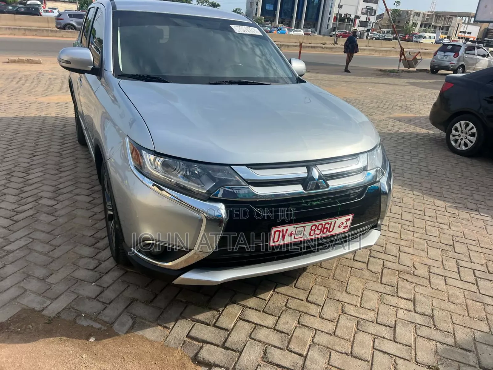 Mitsubishi Outlander 2.0 PHEV AWD 2017 Silver