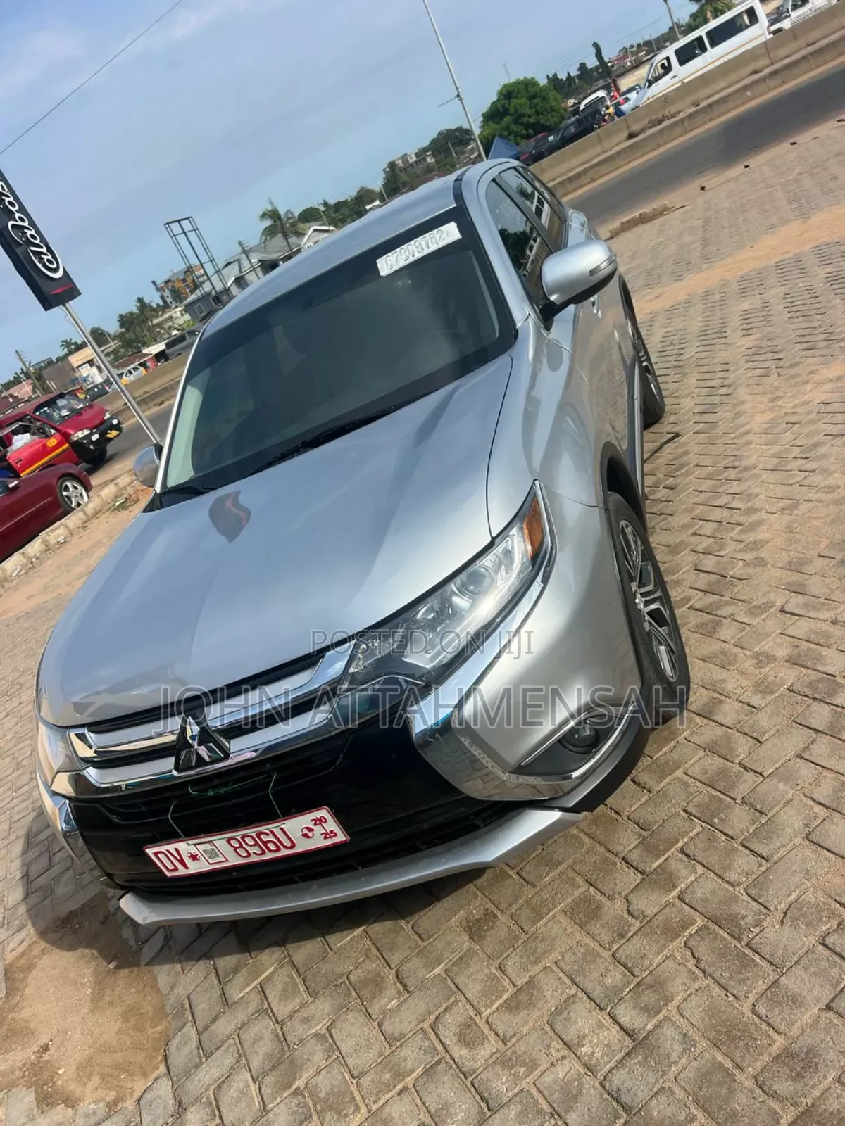 Mitsubishi Outlander 2.0 PHEV AWD 2017 Silver