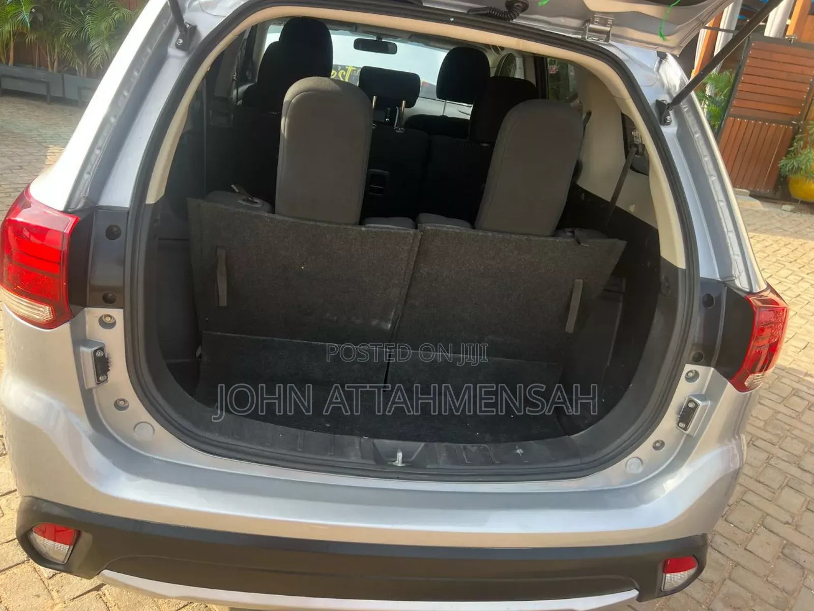 Mitsubishi Outlander 2.0 PHEV AWD 2017 Silver