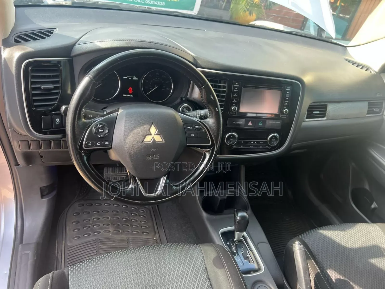 Mitsubishi Outlander 2.0 PHEV AWD 2017 Silver