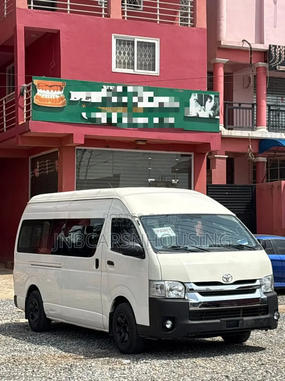 Toyota HiAce 2012 White