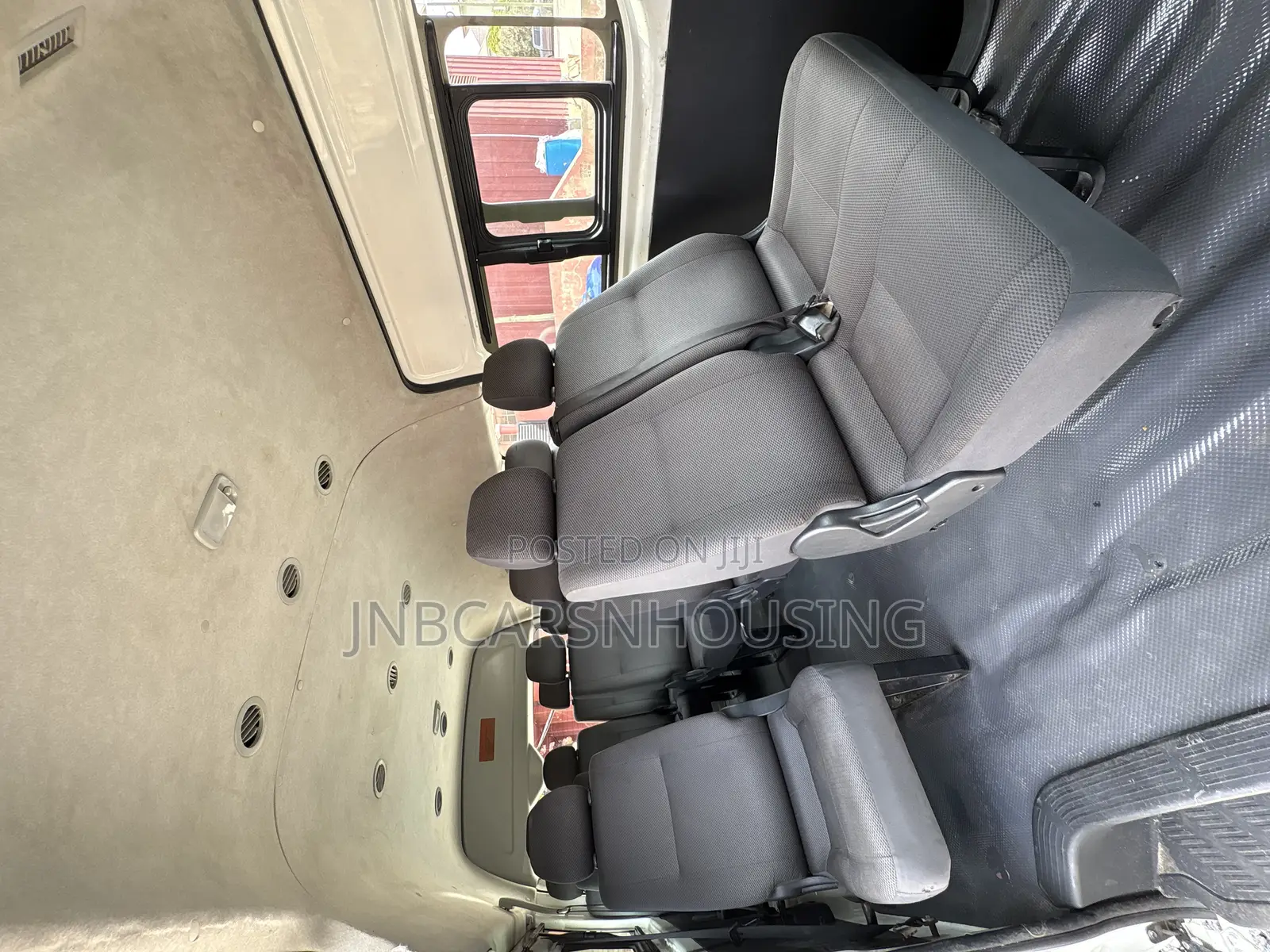 Toyota HiAce 2012 White