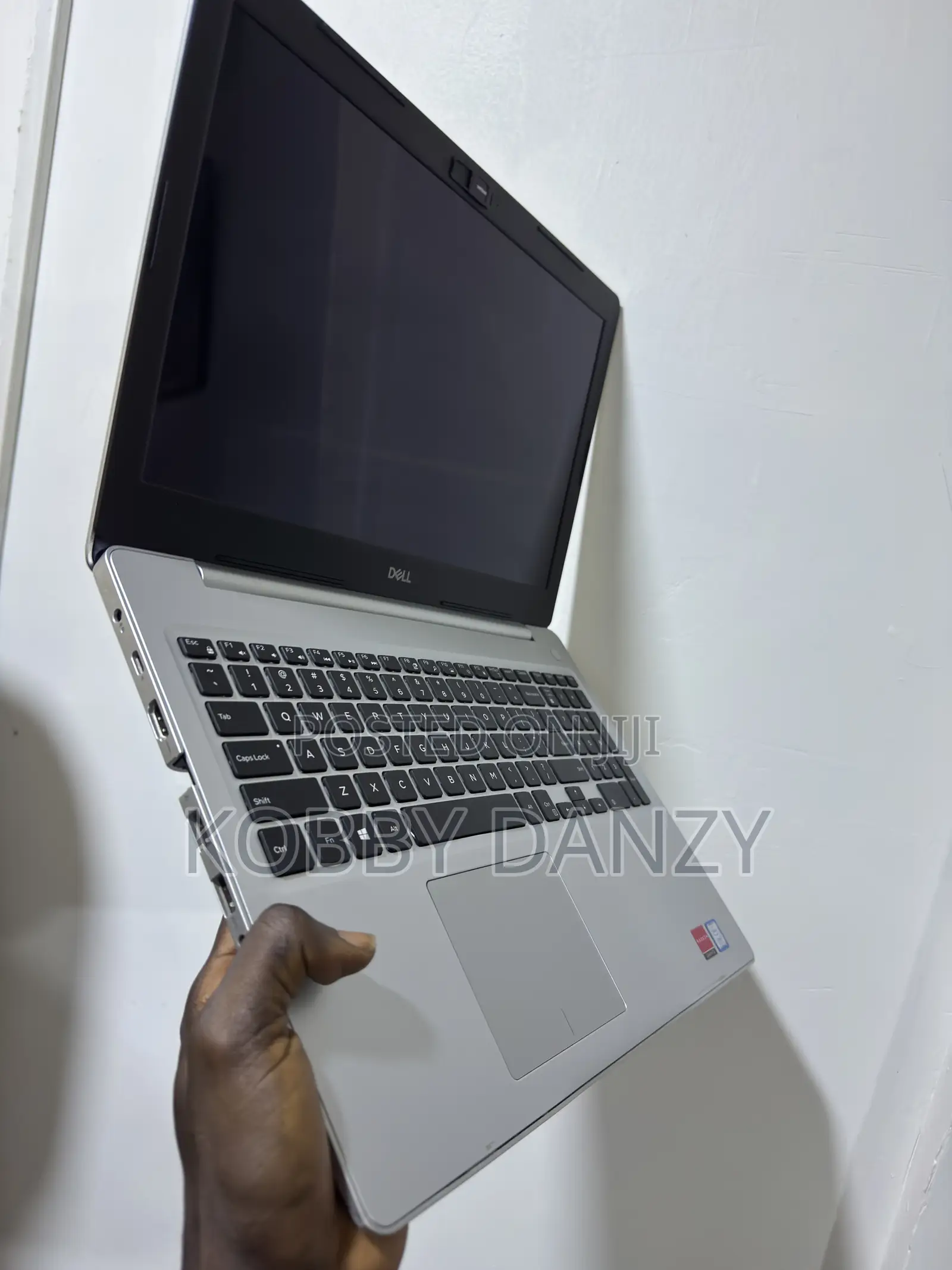 Laptop Dell Inspiron 15 5565 16GB Intel Core i7 HDD+SSD 256GB