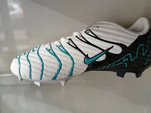 Children's Football Boot White and Black