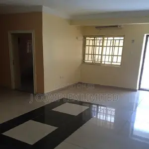 3bdrm Apartment in Methodist Church Area for rent