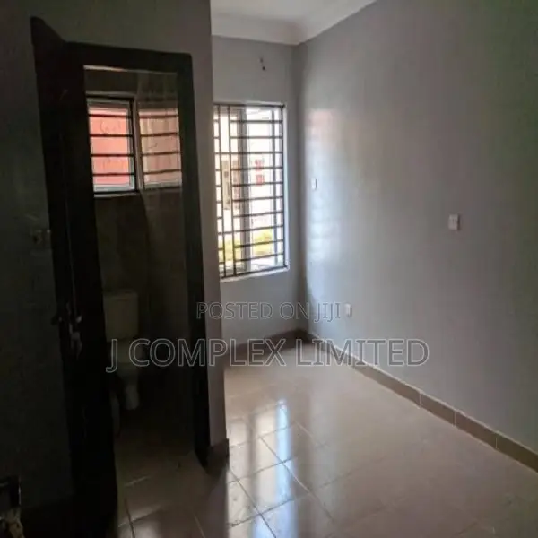 3bdrm Apartment in Methodist Church Area for rent
