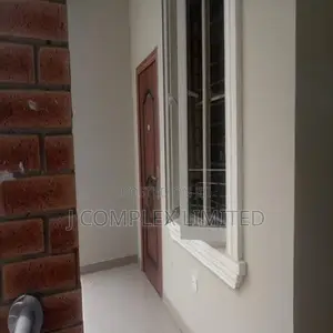 3bdrm Apartment in Methodist Church Area for rent