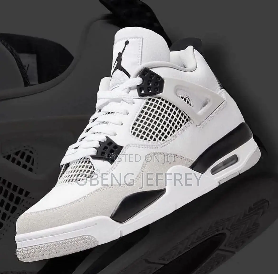 Original Nike Jordan 4 Retro in Military Black