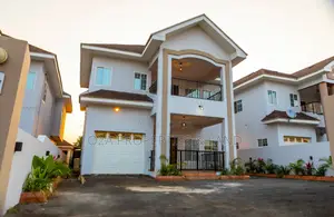 4bdrm House in Cantonments, Acquinas for rent