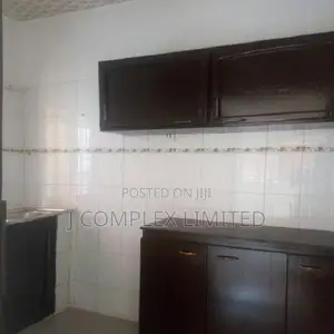 3bdrm Apartment in Lincoln School Area for sale