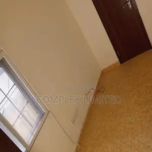 3bdrm Apartment in Lincoln School Area for sale