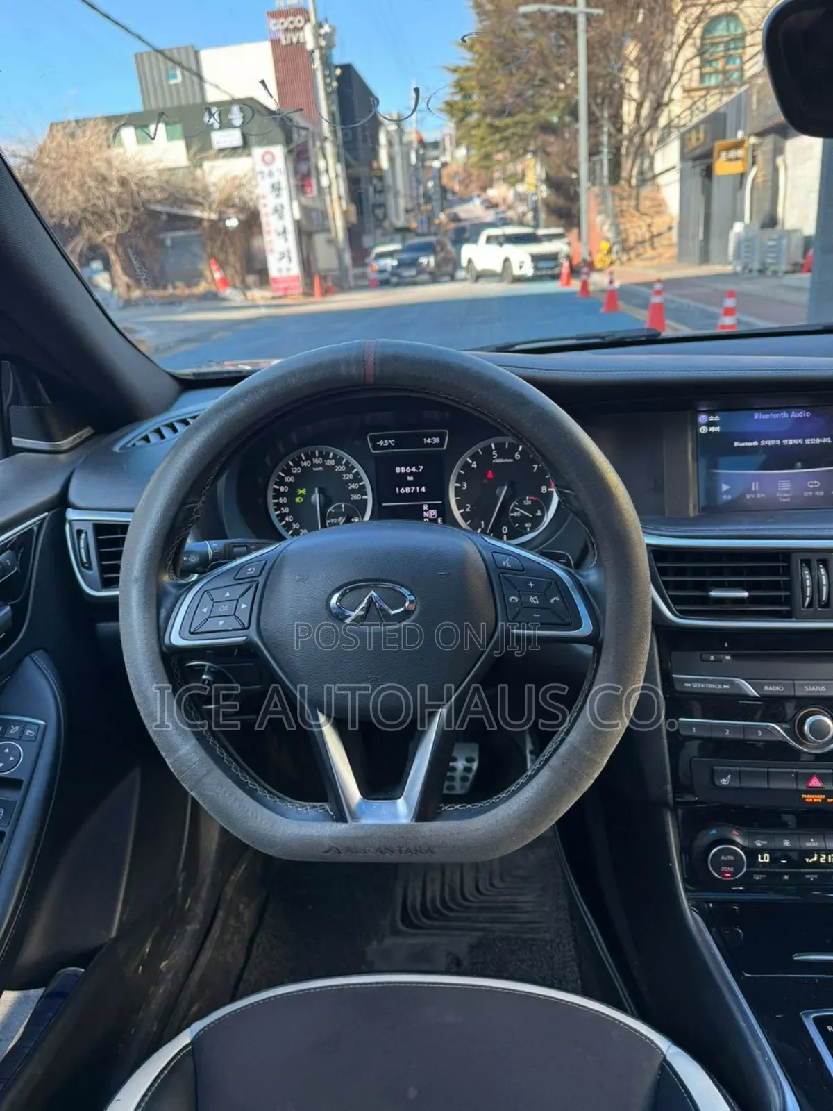 Infiniti Q30 2017 Gray