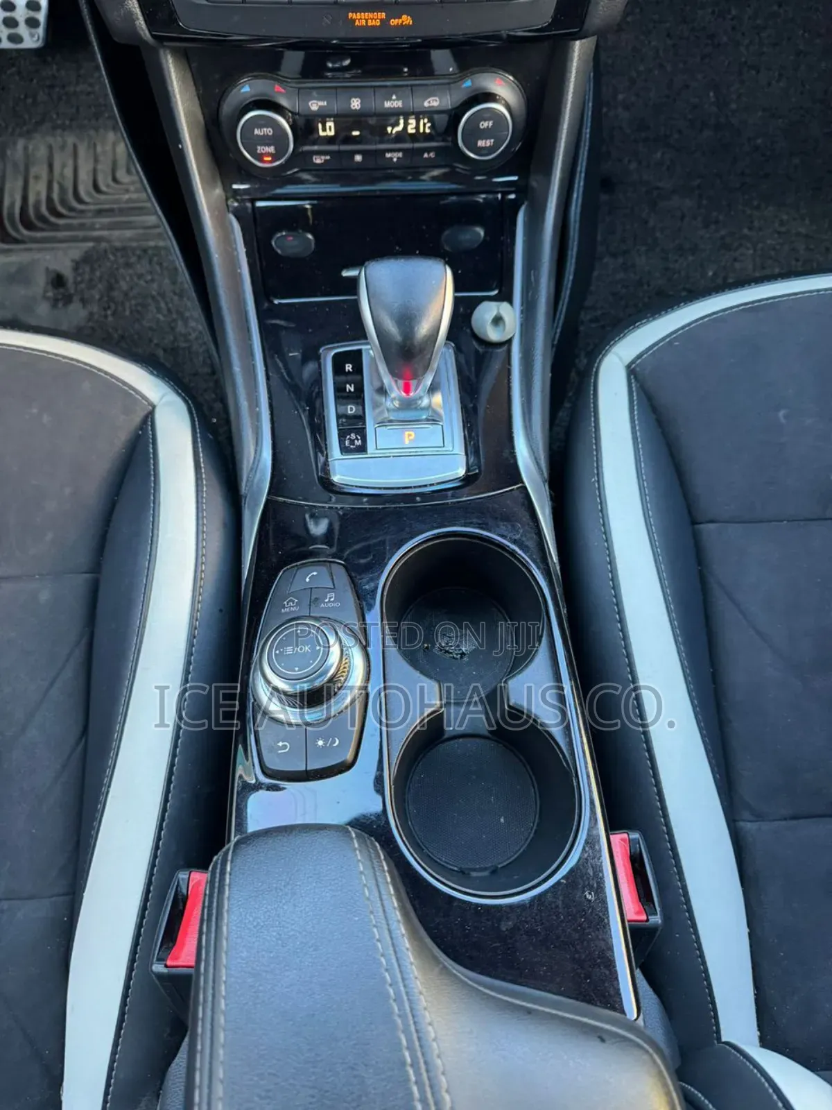 Infiniti Q30 2017 Gray