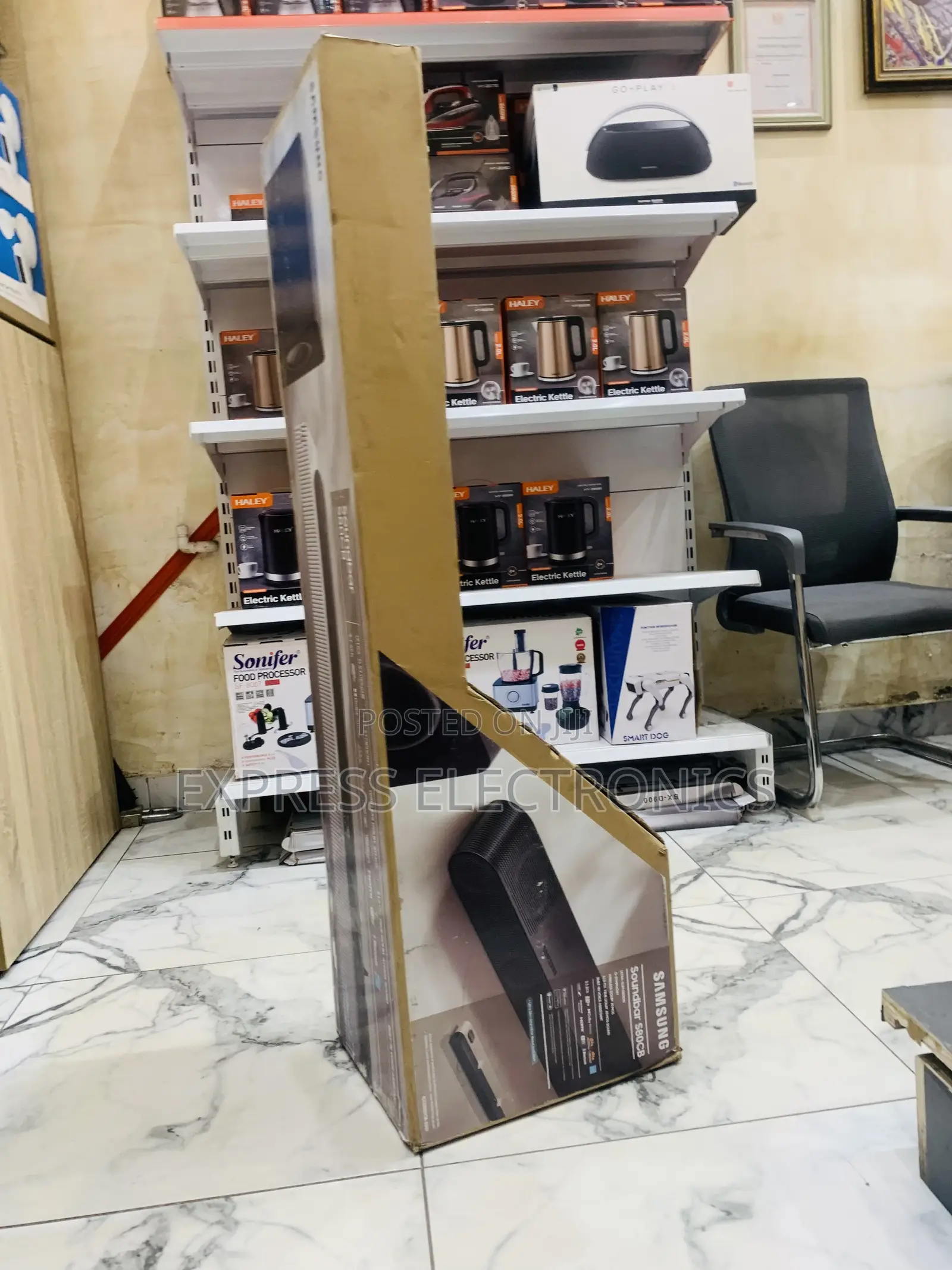 Available Now at Store Samsung S80cb