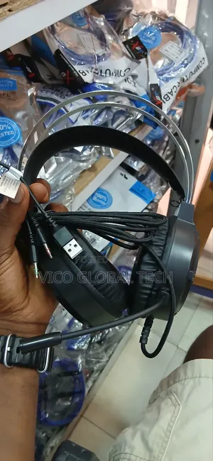 Gaming Headset With Usb/Aux Pin